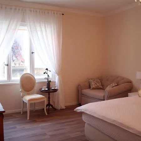 巴尼卡公寓&客房 招待所