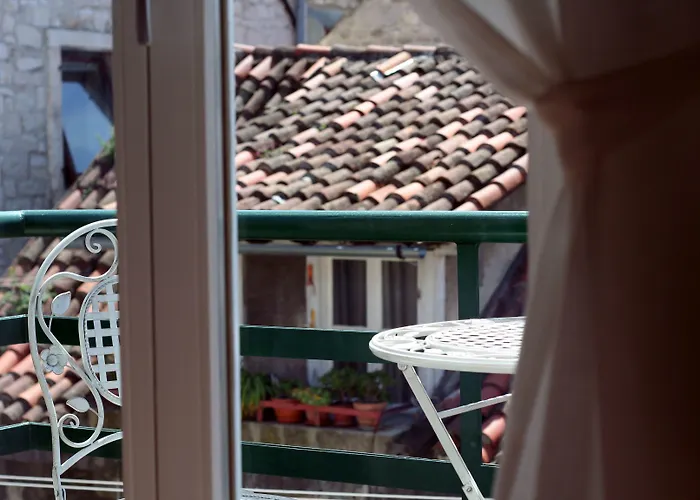 バニカ ＆ ルームス 3*