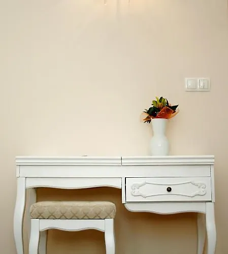 バニカ ＆ ルームス 3* スプリト